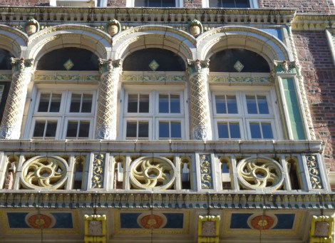 The faux loggia at 39 Fifth Avenue.