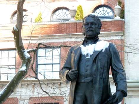 The President Chester Alan Arthur Monument in Madison Square Park, can be seen on the Five Squares and a Circle Tour.