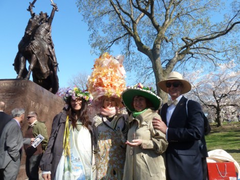 Polska, Poland, King Jagiello Monument, Central Park, Teutonic Knights, Battle of Grunwald, Polish Easter, Party, Easter Bonnet