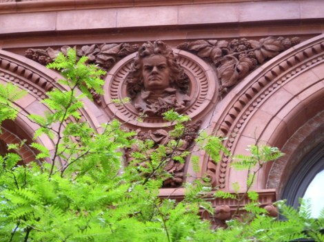 Brooklyn, Brooklyn Historical Society, Guides Association of New York City, George B. Post, Olin Levi Warner, Michelangelo, Beethoven, Gutenberg, Shakespeare, Columbus, Benjamin Franklin