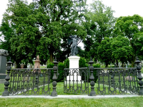 Gay Graves Tour, Green-Wood Cemetery, Entry Gate, Richard Upjohn, Victorian Gothic, Gothic Revival, Neo-Gothic, Spires, Brownstone, Grave, Sandstone, Brooklyn