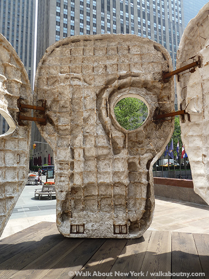 Masks, Pentagon, Rockefeller Center, Rockefeller Plaza, Plaster, Thomas Houseago, Rockefeller Plaza, Christmas Tree,