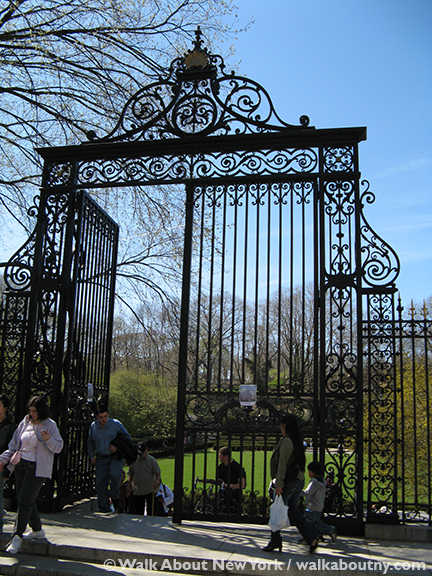 Cornelius Vanderbilt II, Alice Vanderbilt, Karl Bitter, 1 West 57th Street, Mansion, Sherry Netherland Hotel, Central Park, Conservatory Garden, Gate, Fireplace, Augustus St. Gaudens, John LaFarge, Gertrude Vanderbilt Whitney, Anderson Cooper, Vanderbilt Mansion, Fifth Avenue, New York City, Walk About New York, Walking Tour, Guided Walking Tour, Sculpture
