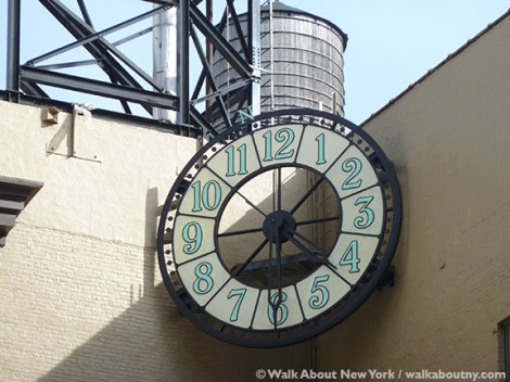 Clock, Time, New York, Walk About New York, Timepiece, Clocktower, Clockface