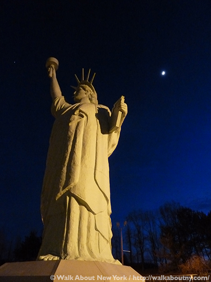 Statue of Liberty, Brooklyn, Brooklyn Museum of Art, Replica, Gay Graves Tour, Walking Tour, New York City, Guided Tours, New York Vacation