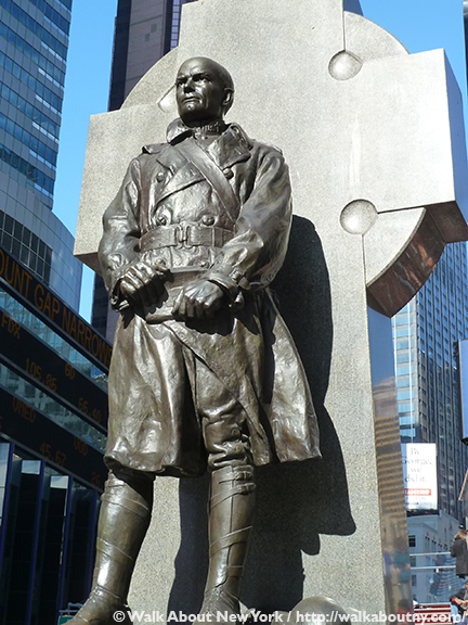 Father Duffy, Times Square, World War I, Fighting 69th, Five Squares and a Circle Tour, New York Vacation, Church of the Holy Cross, Broadway, Charles Keck, Duffy Square, TKTS Booth, Greenwich Village Walking Tour, Francis Patrick Duffy