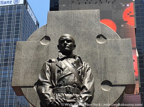Father Duffy, Times Square, World War I, Fighting 69th, Five Squares and a Circle Tour, New York Vacation, Church of the Holy Cross, Broadway, Charles Keck, Duffy Square, TKTS Booth, Greenwich Village Walking Tour, Francis Patrick Duffy