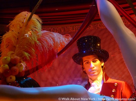 Bloomingdale’s, Barneys, Bergdorf Goodman, Tiffany & Co., Saks Fifth Avenue, Christmas, Holiday Windows, Fifth Avenue, Macy’s, Lord & Taylor, Snow White, New-York Historical Society, New York Philharmonic, The Greatest Showman, Diamonds