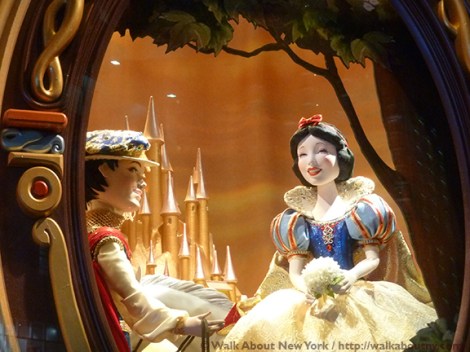 Bloomingdale’s, Barneys, Bergdorf Goodman, Tiffany & Co., Saks Fifth Avenue, Christmas, Holiday Windows, Fifth Avenue, Macy’s, Lord & Taylor, Snow White, New-York Historical Society, New York Philharmonic, The Greatest Showman, Diamonds