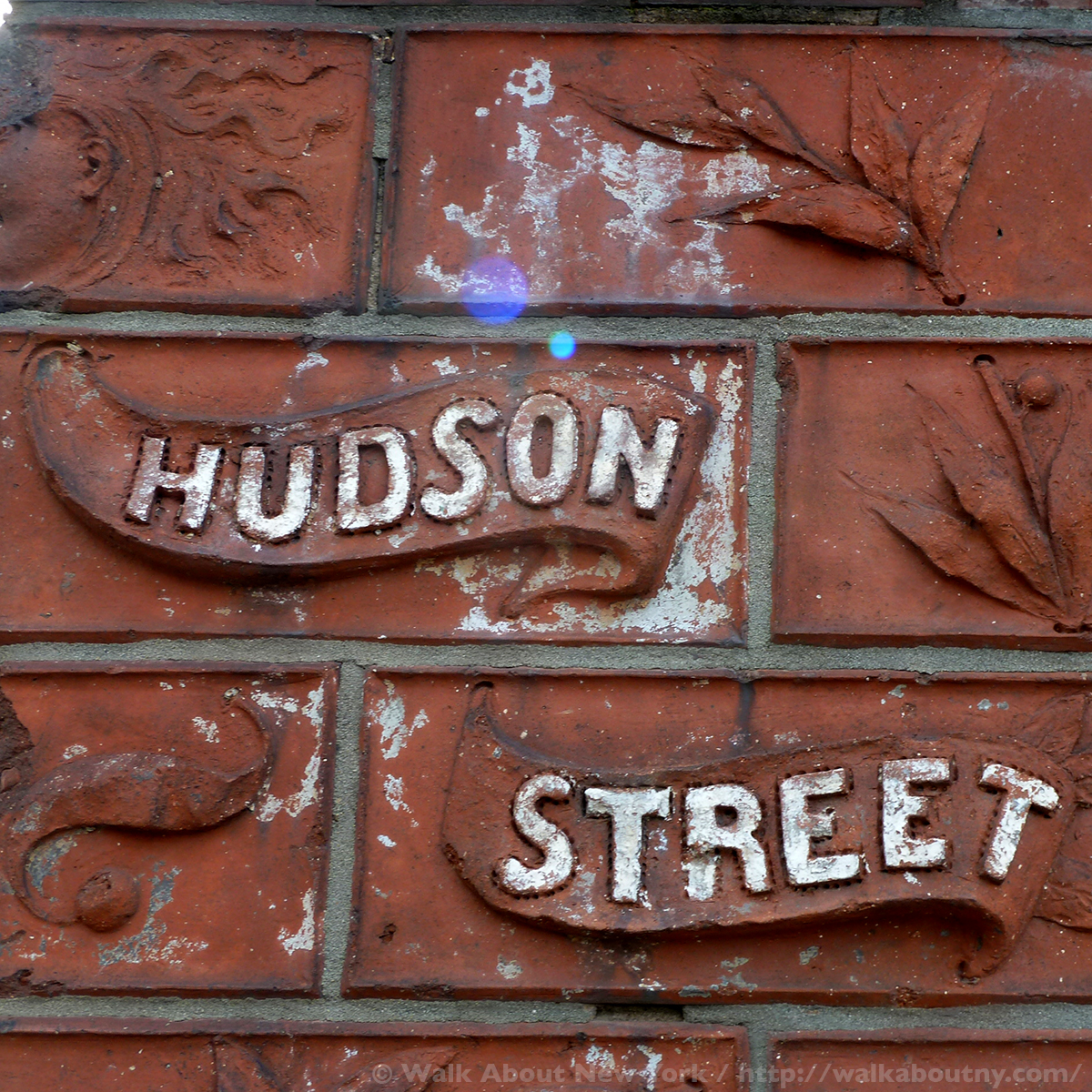 NYC’s Unusual Street Signs | walkaboutny